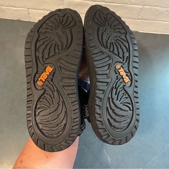 Teva sz 9 Hurricane sandals black - Picture 12 of 15